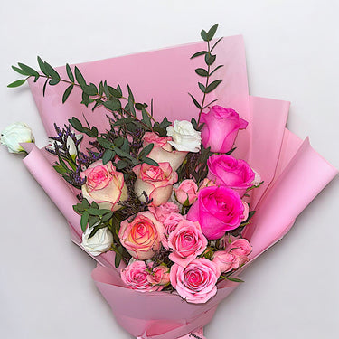 Pink & white rose bouquet